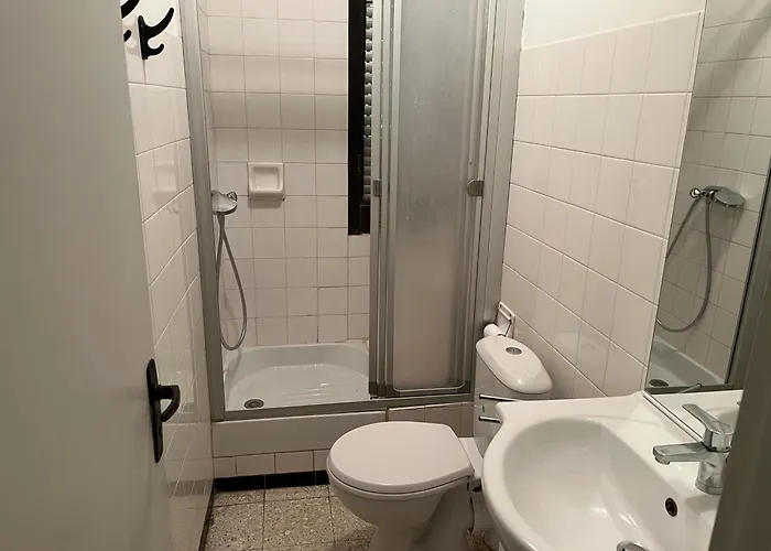 T2 Climatise Avec Parking, Pres De La Plage, 5 Couchages - Fr-1-797-12 *