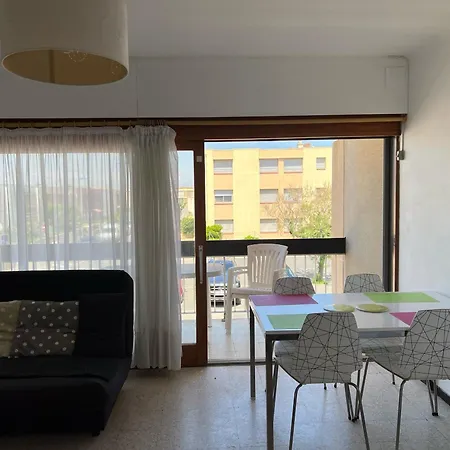 T2 Climatise Avec Parking, Pres De La Plage, 5 Couchages - Fr-1-797-12